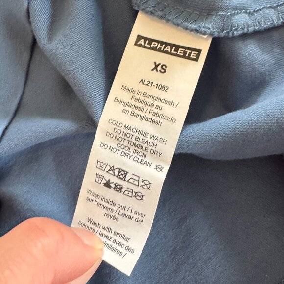 Alphalete Life Style Fit Cropped Long Sleeve Top Blue - Picture 4 of 6